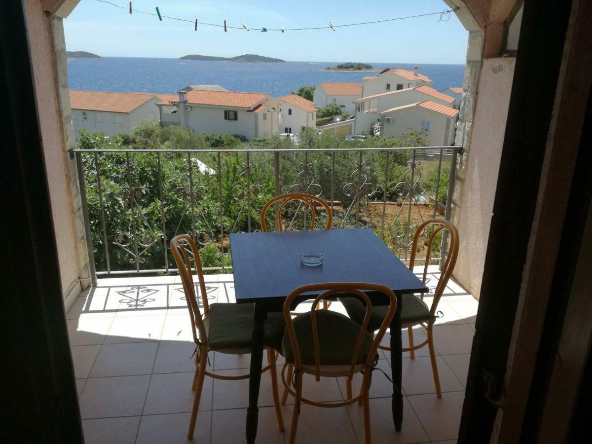 Jarak Apartment *