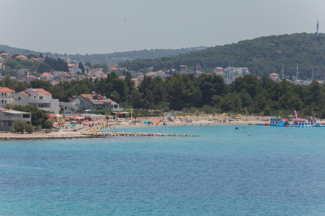 Jarak Apartment Rogoznica (Sibenik-Knin)